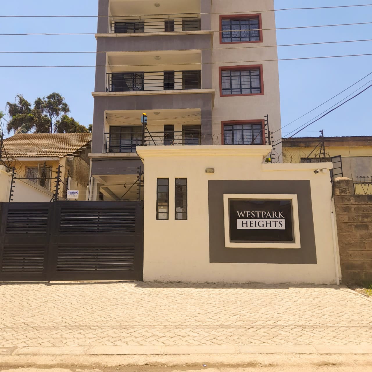 1 BEDROOM APARTMENT FOR SALE IN NAIROBI WEST